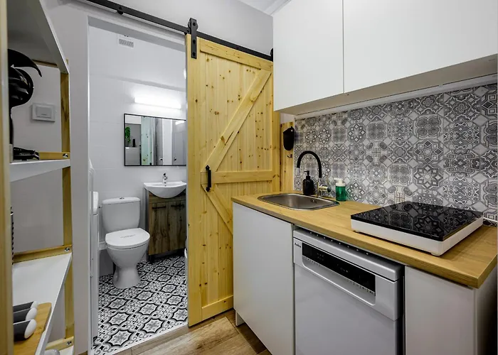 Rentplanet - Zdrowa Apartment *